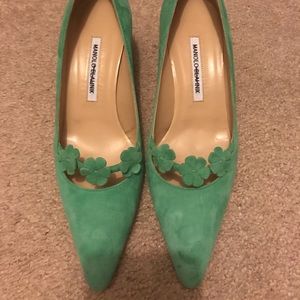 Green Manolo Blahniks Size 39 1/2 Kitten Heels